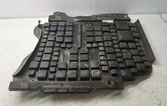 Jeep Grand Cherokee Engine splash shield/under tray 68191341