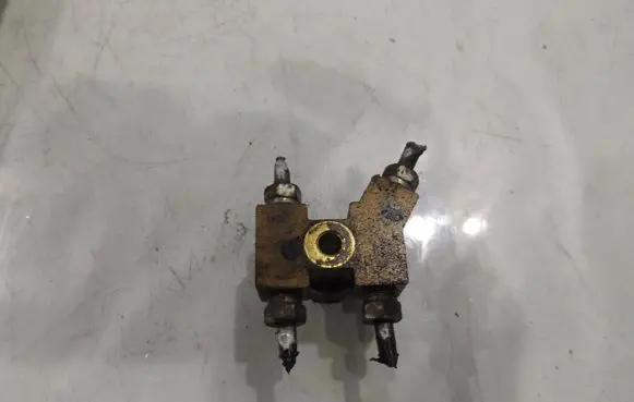 Nissan NV200 Brake power pressure regulator 
