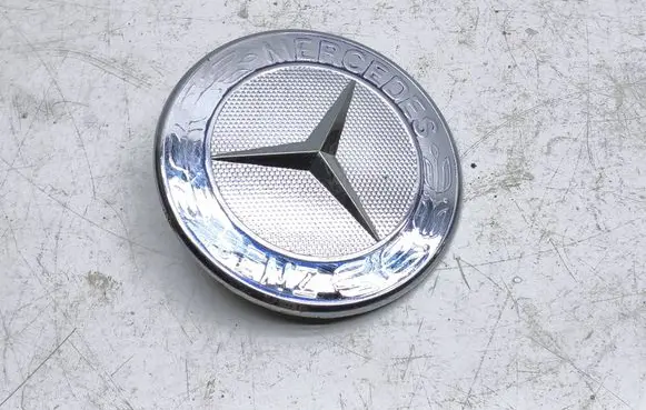 Mercedes-Benz GLK (X204) Manufacturer badge logo/emblem 1298880116