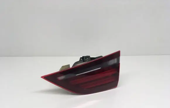 BMW 2 F46 Tailgate rear/tail lights 7491352