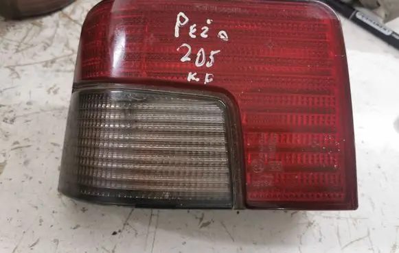 Peugeot 205 Rear/tail lights