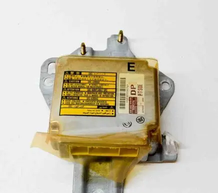 Lexus LS 430 Airbag control unit/module 1523001873 8917050060