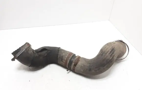 Volvo XC60 Intercooler hose/pipe 30792884 PA66GF30