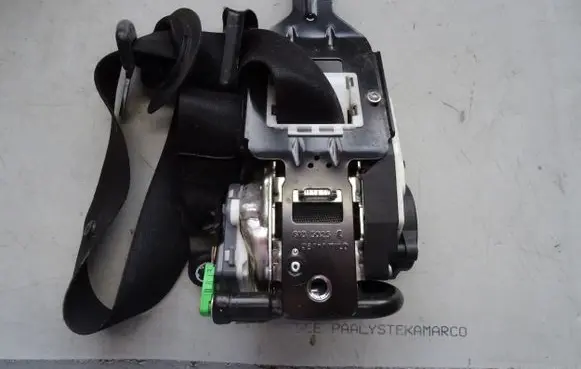 Mercedes-Benz C W204 Front seatbelt 619060900