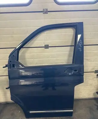 Volkswagen Multivan T5 Front door