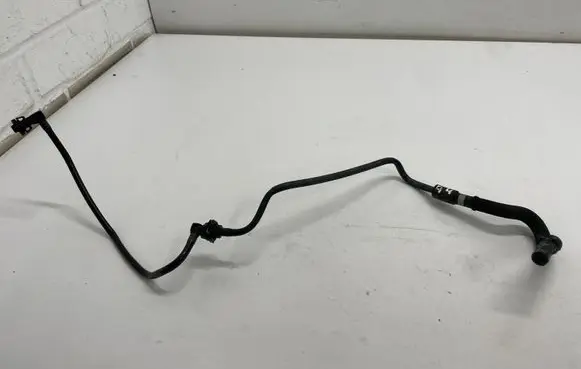 Audi A4 S4 B9 Engine coolant pipe/hose 04L129979A