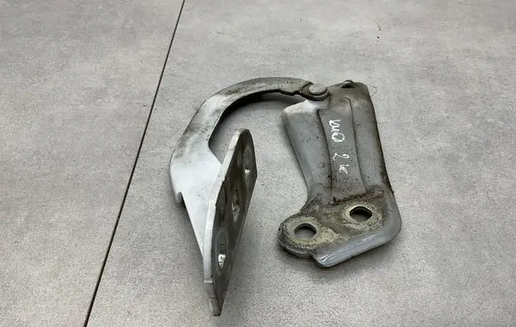 Ford Kuga II Engine bonnet/hood hinges BM51A16801AD
