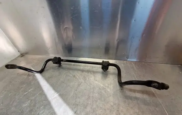Toyota Camry VIII XV70 Front anti-roll bar/sway bar