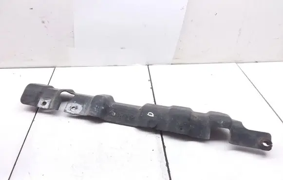 KIA Sorento Radiator support slam panel bracket U400130190