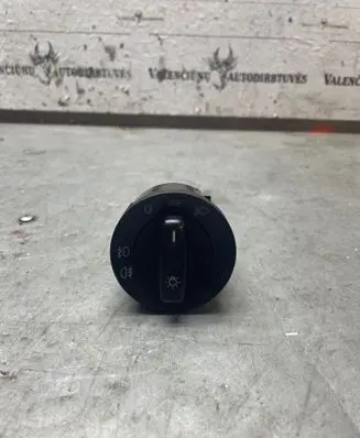 Volkswagen PASSAT B6 Light switch 1K0941431AJ