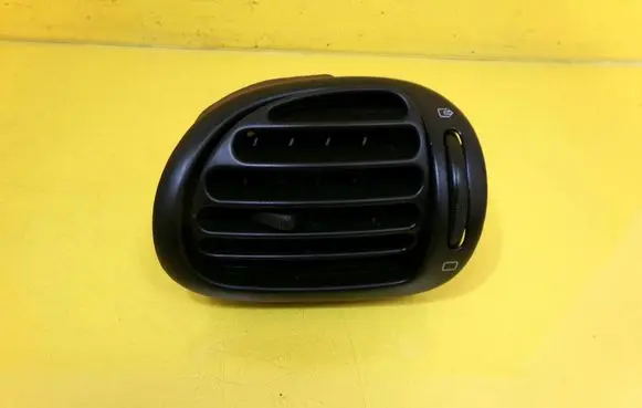 Peugeot 206 Dashboard side air vent grill/cover trim 9632184377