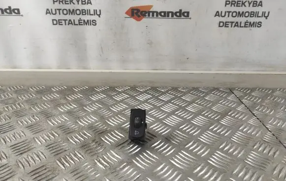 Renault Espace IV Headlight level height control switch 8200147868
