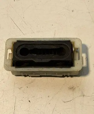 Opel Astra L Radiator mount bracket ESF1002500