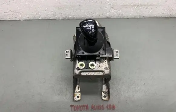 Toyota Auris E180 Gear selector/shifter in gearbox 75C583LHD