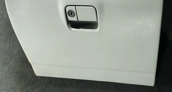 Mazda 323 F Glove box set 
