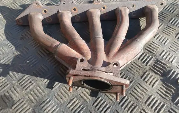 Volvo S80 Exhaust manifold