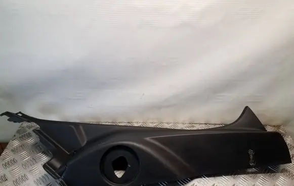 Toyota Auris E180 Rear seat side top trim 6255102340