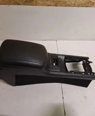 Citroen C6 Armrest