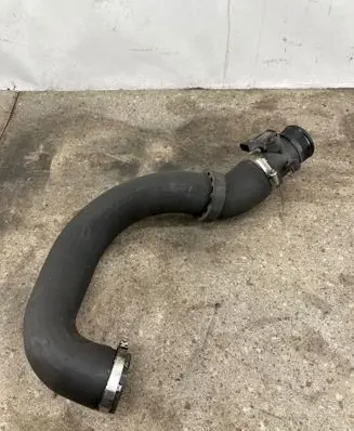 Intercooler hose/pipe