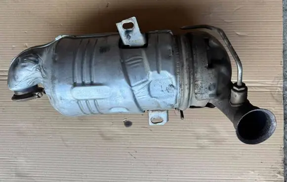 Peugeot 208 I Catalyst/FAP/DPF particulate filter K650
