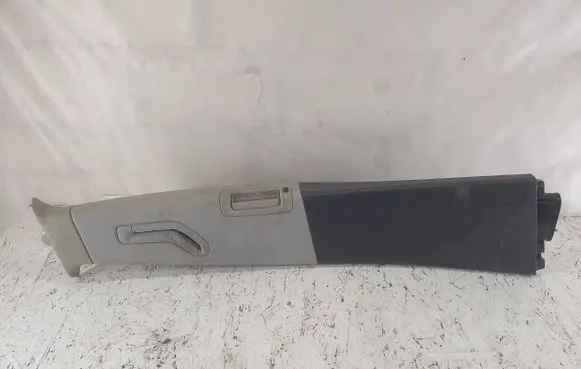 Volvo V70 (B) pillar trim (top) 9158449