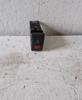 Volkswagen Golf IV Hazard warning light relay 3B0953235D PA66GF30J