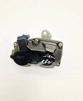 Nissan Qashqai EGR valve 147101478R H820106194 23140038