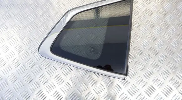 Nissan X-Trail T32 Rear side window 833004CC0A