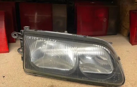 Mazda 626 Headlight/headlamp 1305623044 1305235351
