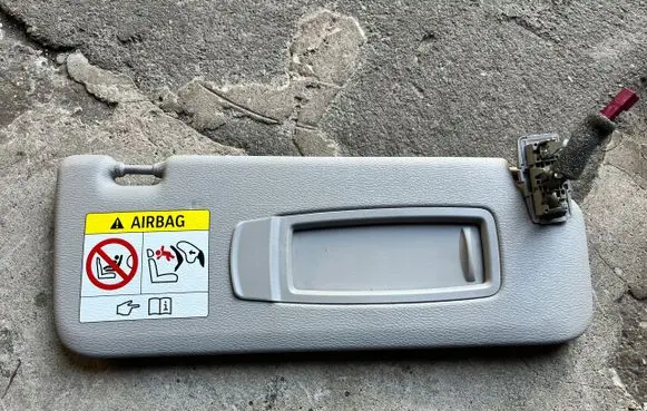 BMW X3 F25 Sun visor braknumeruczci