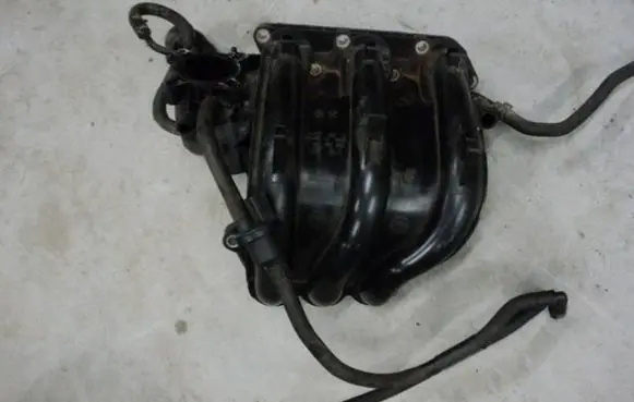 Volkswagen Fox Intake manifold 03D129766L LM120