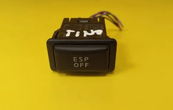 Nissan Almera Tino ESP (stability program) switch 