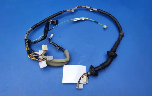Lexus LS 430 Rear door wiring loom 8215450040 8514UC3 8215450040F