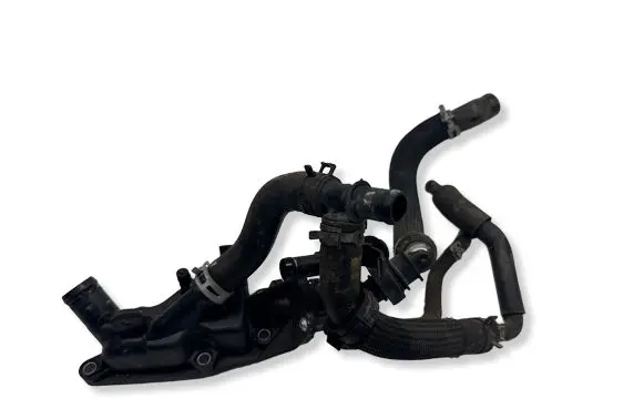 Nissan Qashqai Thermostat/thermostat housing 110608635R