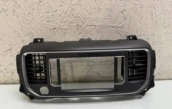 Peugeot Expert Radio/GPS head unit trim 227280011