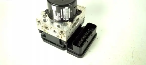 Volkswagen Golf VI ABS Pump 1K0614517ED 1K0907379BM