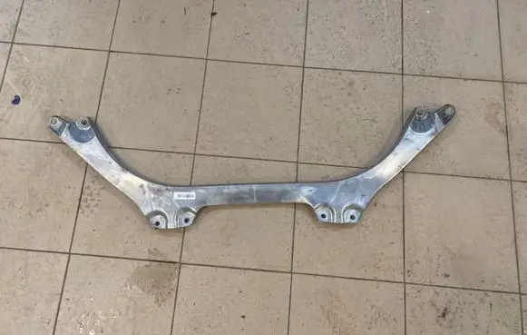 BMW 6 G32 Gran Turismo Other engine part 7390311