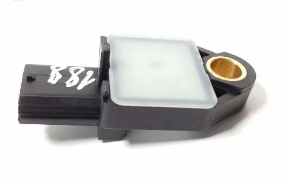 Jeep Compass Airbag deployment crash/impact sensor P68056160AA