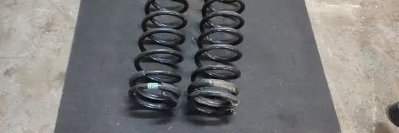 Dodge RAM 1500 DS Set of springs and shock absorbers (Front and rear) 