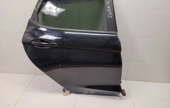 Rear door
