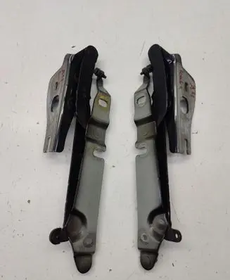 Audi A4 S4 B6 8E 8H Tailgate/trunk/boot hinge 8H0827301A 8H0827301 8H0827302