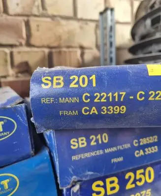 Jaguar Daimler Air filter CA3399 SB201 C22117