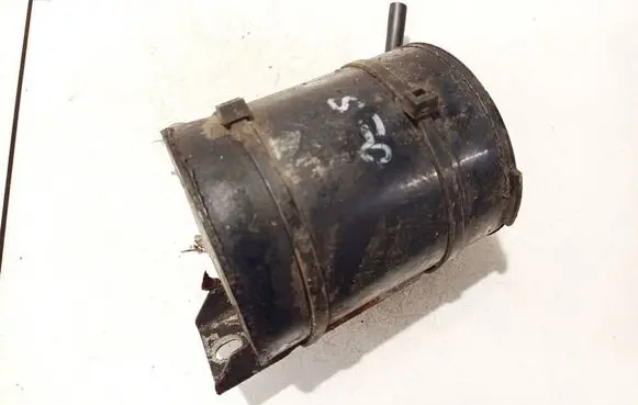 Active carbon filter fuel vapour canister
