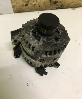 Volvo S80 Generator/alternator 0121715008