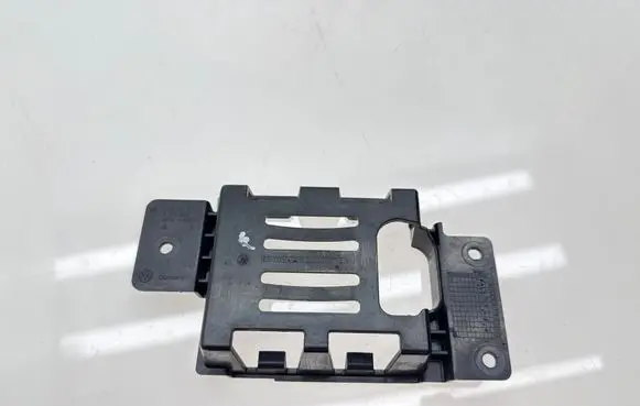 Volkswagen ID.4 Distronic sensor bracket 10A907574 8119262