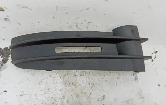 Volkswagen Caddy Front bumper lower grill 2K0853684