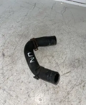 Coolant pipe/hose