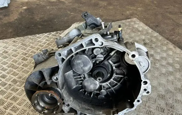 Audi Q3 F3 Manual 6 speed gearbox TVY TVY13210142