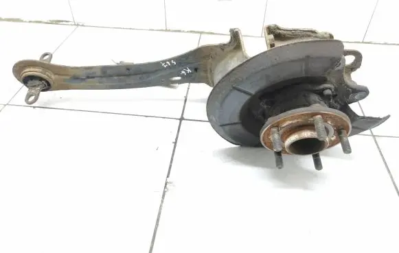 Ford Focus Rear wheel hub spindle/knuckle 260305 D11329kl1026
