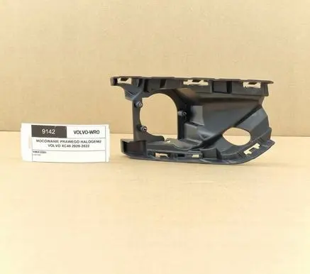 Volvo XC40 Fog light bracket 31407961